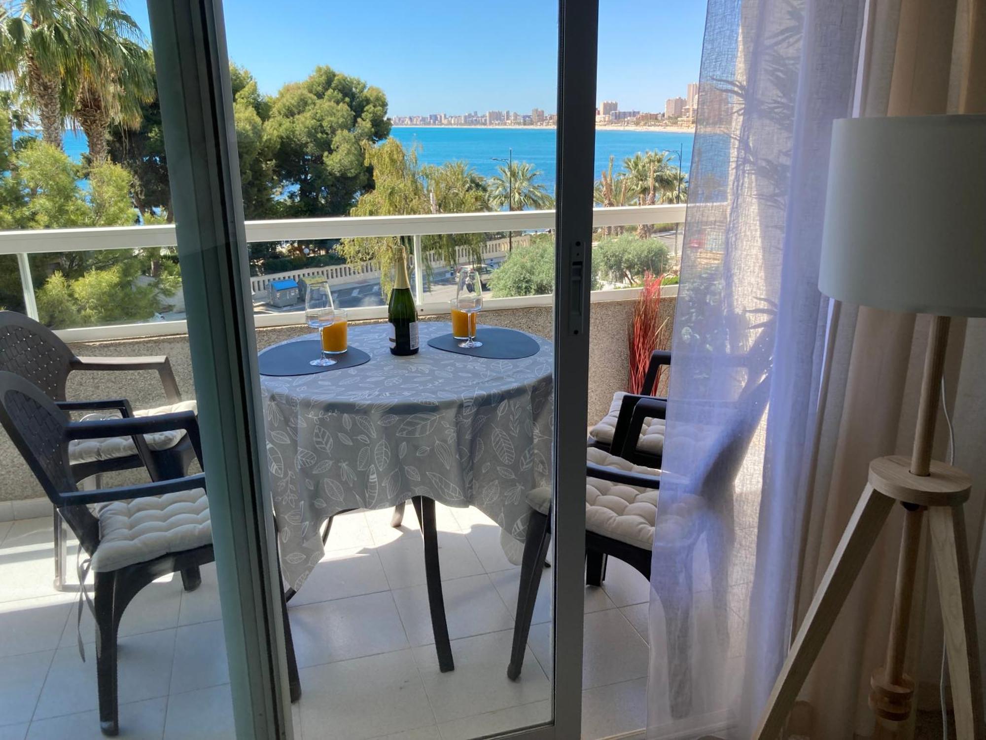 B L U E: Muchavista Sea View Apartment El Campello Exterior photo