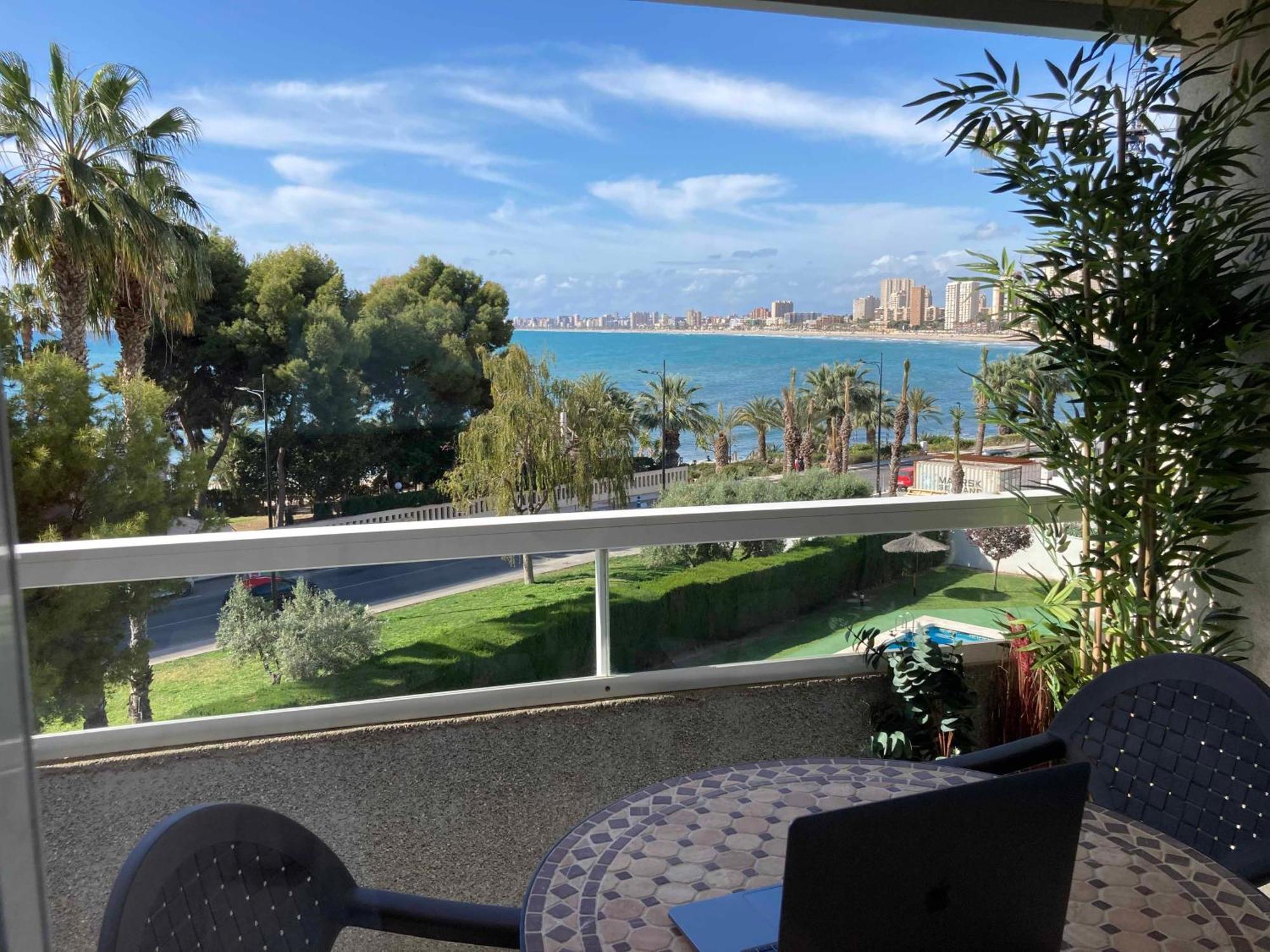 B L U E: Muchavista Sea View Apartment El Campello Exterior photo