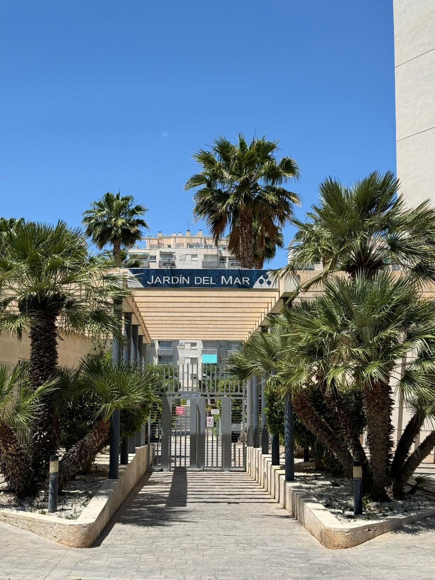 B L U E: Muchavista Sea View Apartment El Campello Exterior photo
